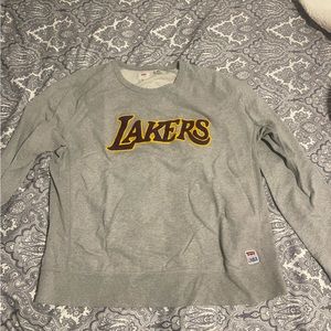 Levi’s x Lakers sweater XXL
